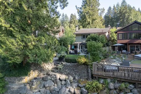 849 Riverside Drive, North Vancouver For Sale - image 32