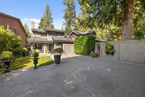 849 Riverside Drive, North Vancouver For Sale - image 39