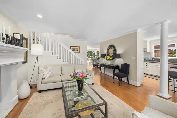 849 Riverside Drive, North Vancouver For Sale - image 6