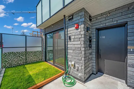 116 650 East 2nd Street, North Vancouver For Sale - image 3