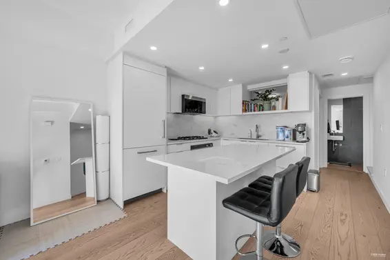 116 650 East 2nd Street, North Vancouver For Sale - image 4