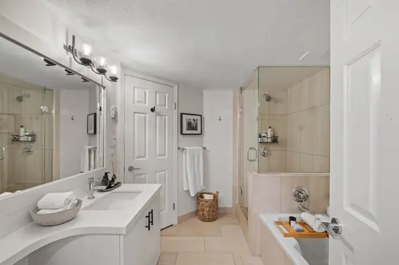 102 123 East 6th Street, North Vancouver For Sale - image 17