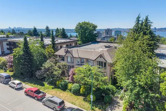 102 123 East 6th Street, North Vancouver For Sale - image 2