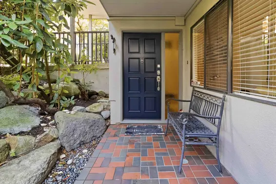 22 2214 Folkestone Way, West Vancouver For Sale - image 2