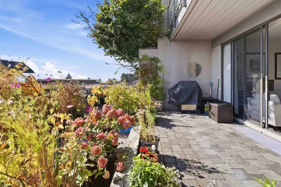 22 2214 Folkestone Way, West Vancouver For Sale - image 21