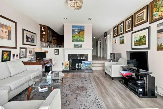 22 2214 Folkestone Way, West Vancouver For Sale - image 7