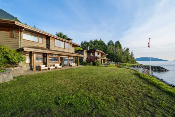 290 Lions Bay Avenue, Lions Bay For Sale - image 3