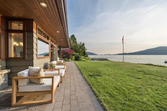 290 Lions Bay Avenue, Lions Bay For Sale - image 4