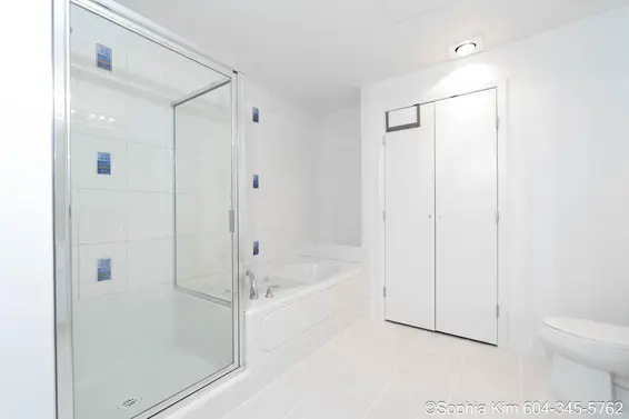 2004 188 East Esplanade, North Vancouver For Sale - image 23