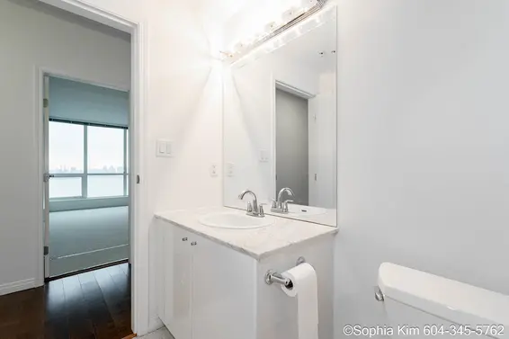 2004 188 East Esplanade, North Vancouver For Sale - image 25