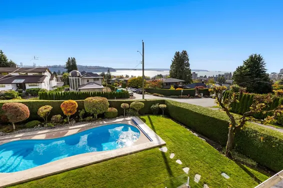 1197 Fulton Avenue, West Vancouver For Sale - image 4