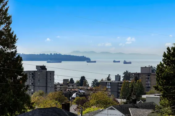 1197 Fulton Avenue, West Vancouver For Sale - image 5