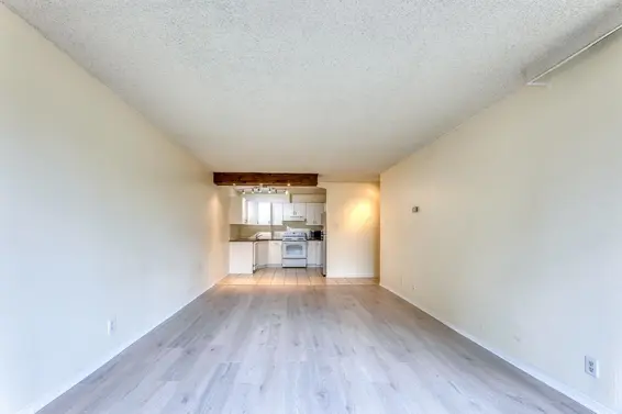 1020 2012 Fullerton Avenue, North Vancouver For Sale - image 2
