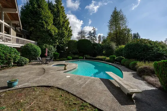 1192 Chartwell Crescent, West Vancouver For Sale - image 38