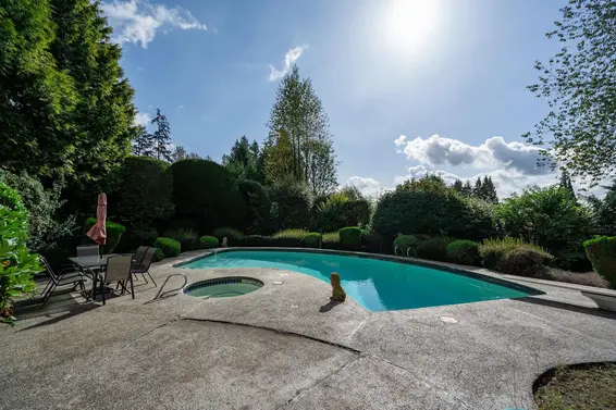 1192 Chartwell Crescent, West Vancouver For Sale - image 39
