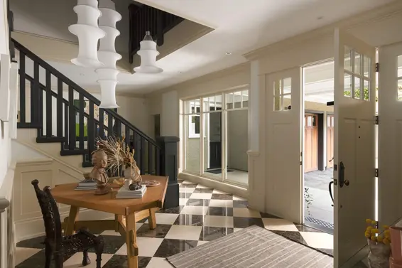 2955 Rosebery Avenue, West Vancouver For Sale - image 2