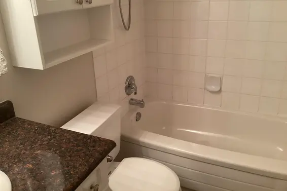 307 2024 Fullerton Avenue, North Vancouver For Sale - image 6