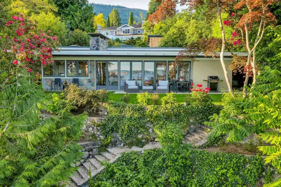 2968 Mathers Crescent, West Vancouver For Sale - image 5