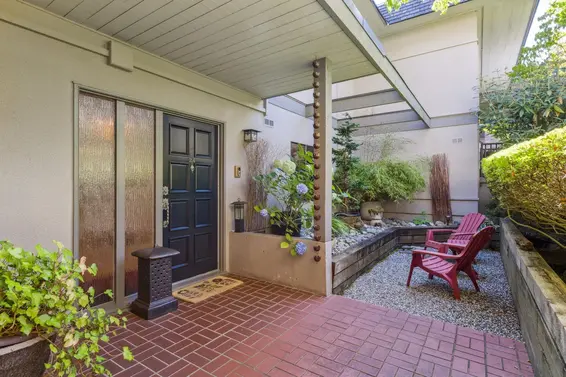 24 2214 Folkestone Way, West Vancouver