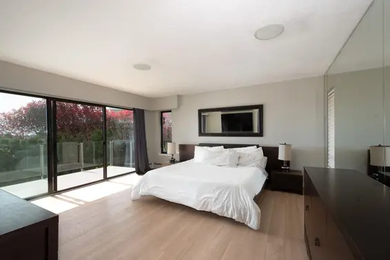 4231 Rockridge Crescent, West Vancouver For Sale - image 11
