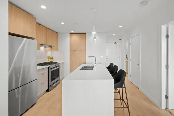 304 108 East 8th Street, North Vancouver For Sale - image 12