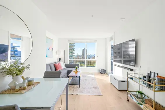 304 108 East 8th Street, North Vancouver For Sale - image 2