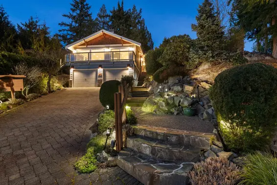 4721 Woodside Place, West Vancouver For Sale - image 10