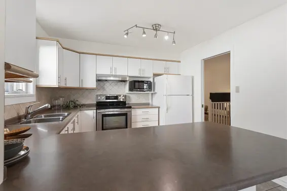 10 3939 Indian River Drive, North Vancouver For Sale - image 10