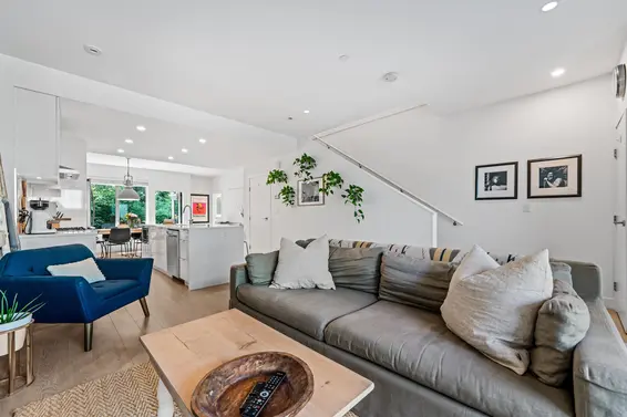 23 3596 Salal Drive, North Vancouver For Sale - image 4