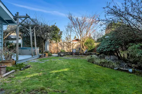 1375 Mcbride Street, North Vancouver For Sale - image 27