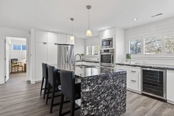 1375 Mcbride Street, North Vancouver For Sale - image 5