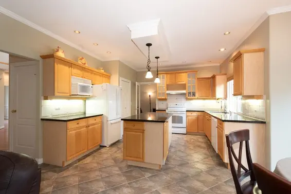 1273 Eldon Road, North Vancouver For Sale - image 10