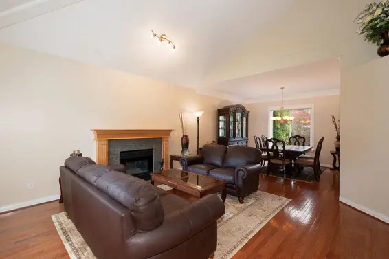 1273 Eldon Road, North Vancouver For Sale - image 5