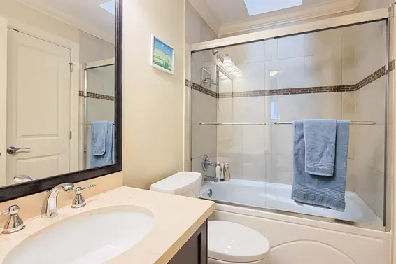 203 East 18th Street, North Vancouver For Sale - image 18