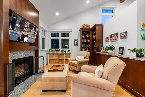 4696 Woodgreen Drive, West Vancouver For Sale - image 16