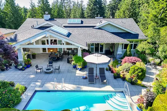 4696 Woodgreen Drive, West Vancouver For Sale - image 2