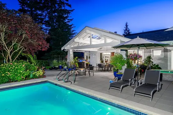 4696 Woodgreen Drive, West Vancouver For Sale - image 4