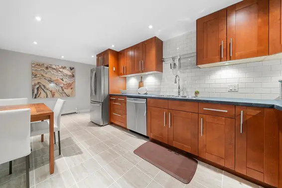 2140 Pemberton Avenue, North Vancouver For Sale - image 21