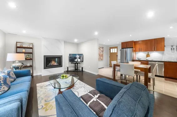 2140 Pemberton Avenue, North Vancouver For Sale - image 22
