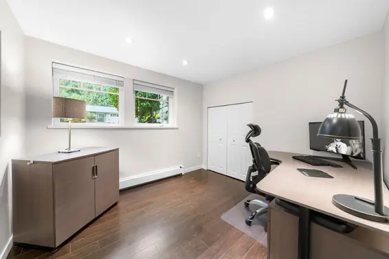 2140 Pemberton Avenue, North Vancouver For Sale - image 25