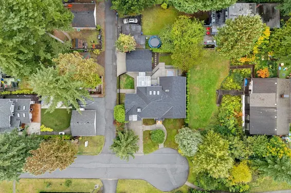 2140 Pemberton Avenue, North Vancouver For Sale - image 40