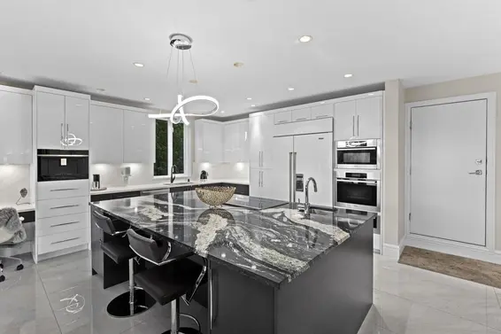 1130 Eyremount Drive, West Vancouver For Sale - image 10