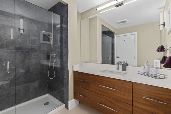 1130 Eyremount Drive, West Vancouver For Sale - image 24