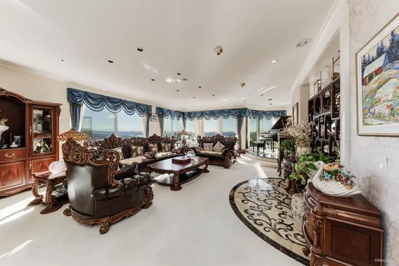 1419 Chippendale Road, West Vancouver For Sale - image 2