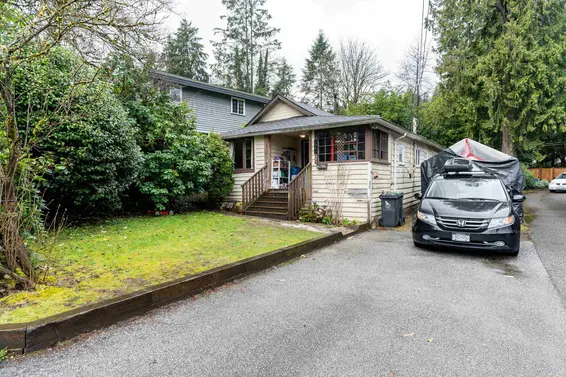 1943 Panorama Drive, North Vancouver For Sale - image 2