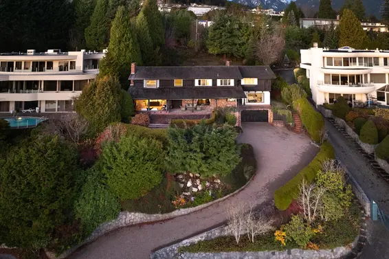 985 King Georges Way, West Vancouver For Sale - image 3