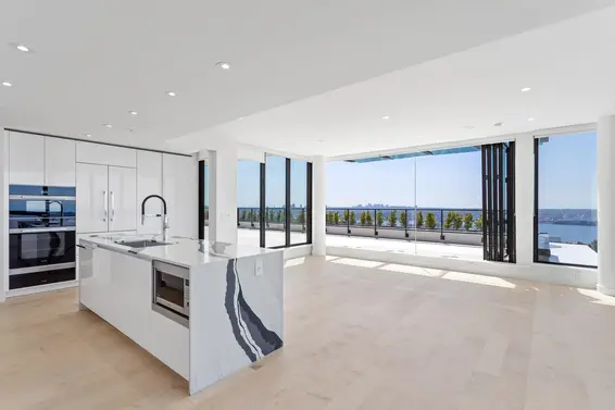 1602 135 East 13th Street, North Vancouver For Sale - image 3