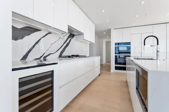 1602 135 East 13th Street, North Vancouver For Sale - image 8