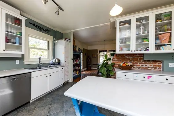 364 East 14th Street, North Vancouver For Sale - image 18