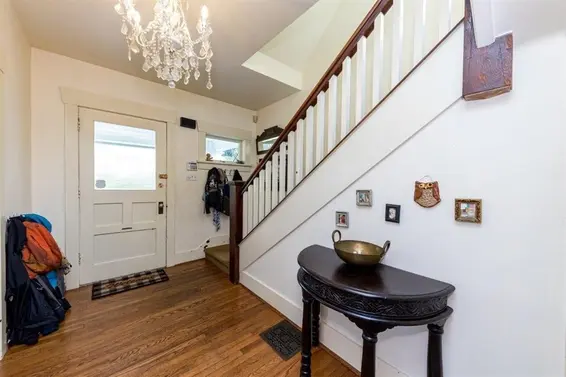 364 East 14th Street, North Vancouver For Sale - image 19